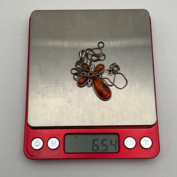 Amber Cross 18" Silver Chain Necklace. 925 - Picture 2 of 6